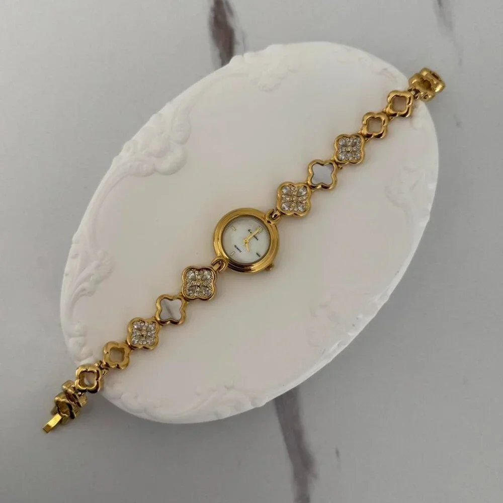 SKU0154 Casual Gold White Women Fashion Watch Bracelet Stainless steel +gift bag